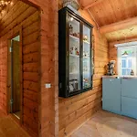 펜션 Authentic Log House Near *