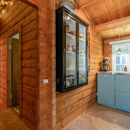 Tatil Evi Authentic Log House Near *