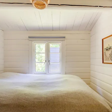 Authentic Log House Near Tatil Evi